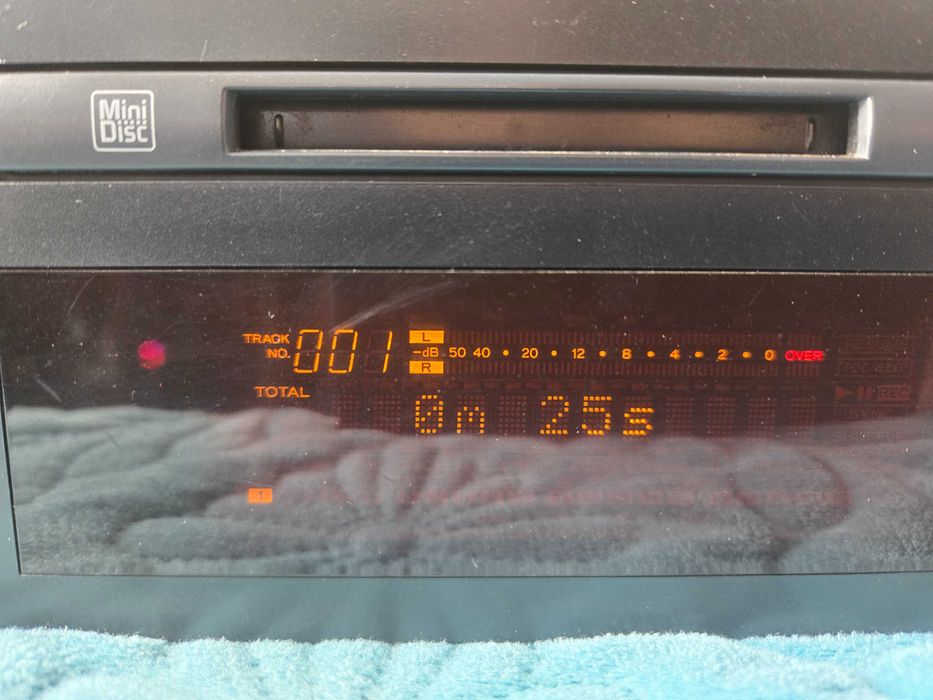 Tascam MD-301MKII minidisc deck