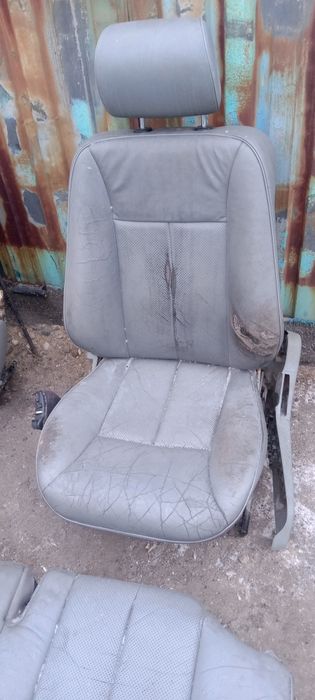 Сиденья Мерседес 210