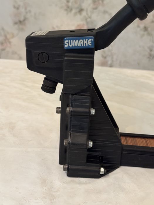 Степлер для коробок