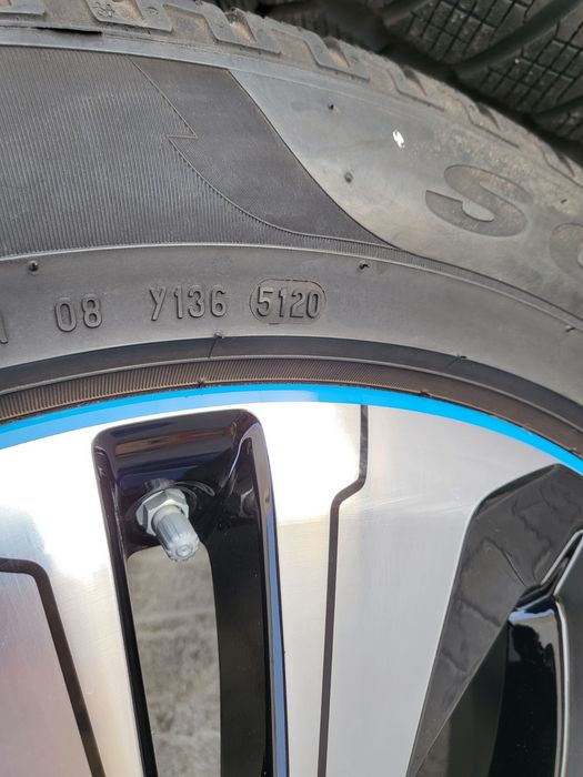Jante aliaj Mercede R 19, GLC, EQC, anvelope iarna Pirelli 255 50 19