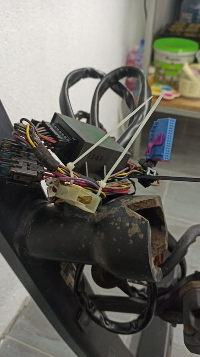 Теглич за Audi A6 C6/4f сваляем