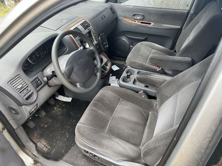 Dezmembrez  Mercedes ML 270// Kia Carnival 2.9 D// Ford Fiesta 1.3 B