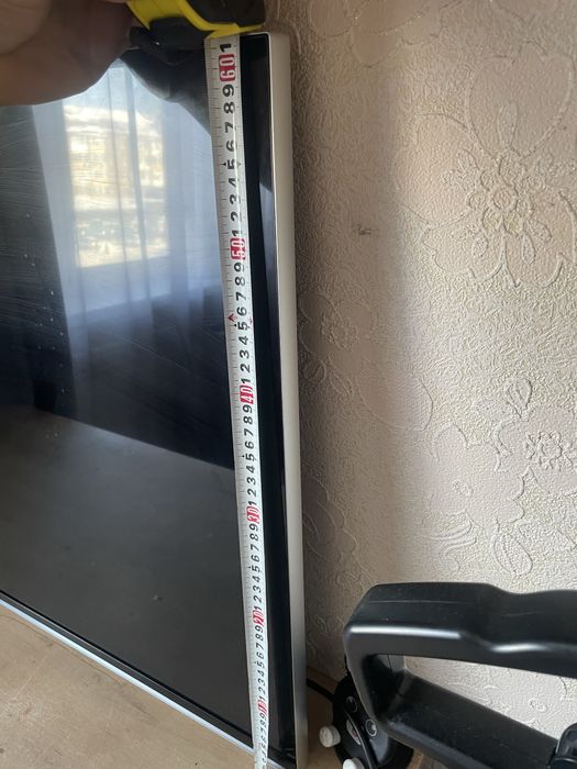 Телевизор LG диагональ 122см