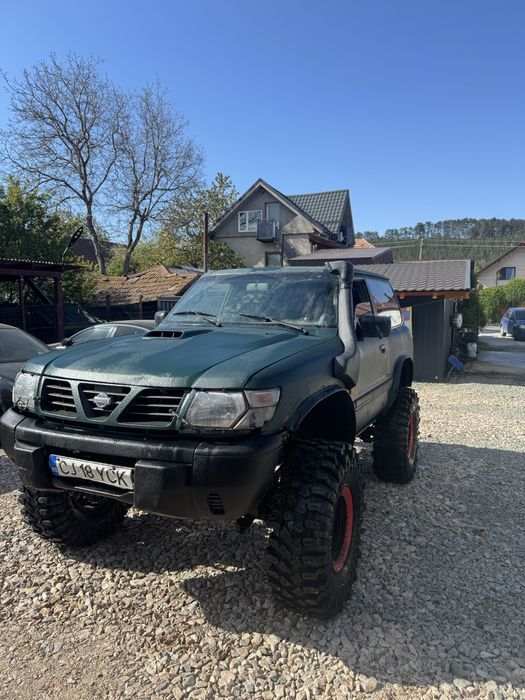 Nissan Patrol Y61