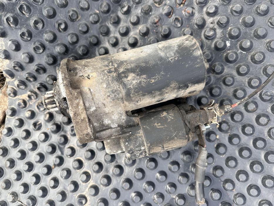 Стартер за VW Golf 4 1.6 бензин