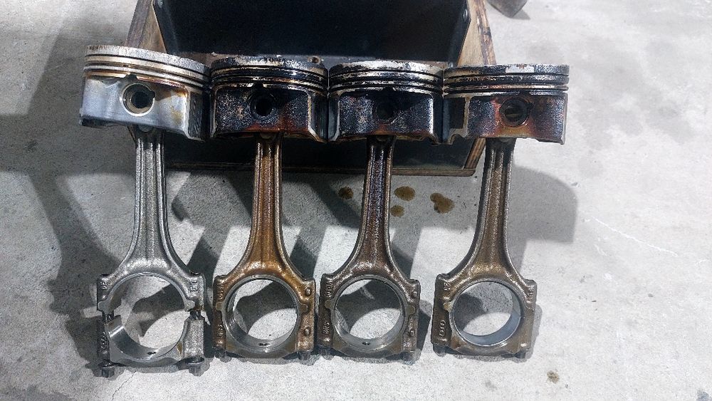 Двигатель azm 2.0 по запчастям