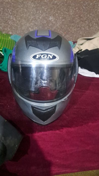 Срочно!!!Продаётся каска от мотоцикла!