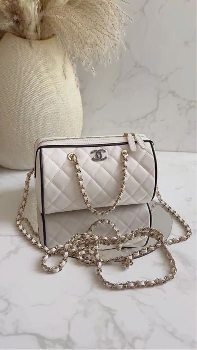Чанти на gucci , loius vuitton  и шанел с кутии