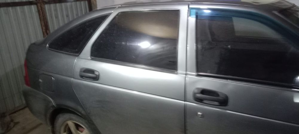 Приора хэтчбек сатамын