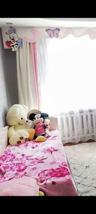 Продаю шторы для детской комнаты (для  девочек)