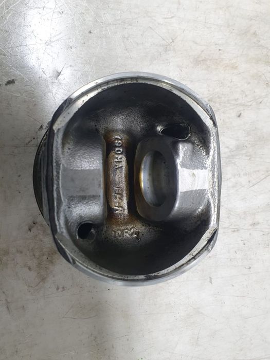 Piston 1.6 TDI CAY 790ma Volkswagen VW Beetle 3 [2012 - 2020]