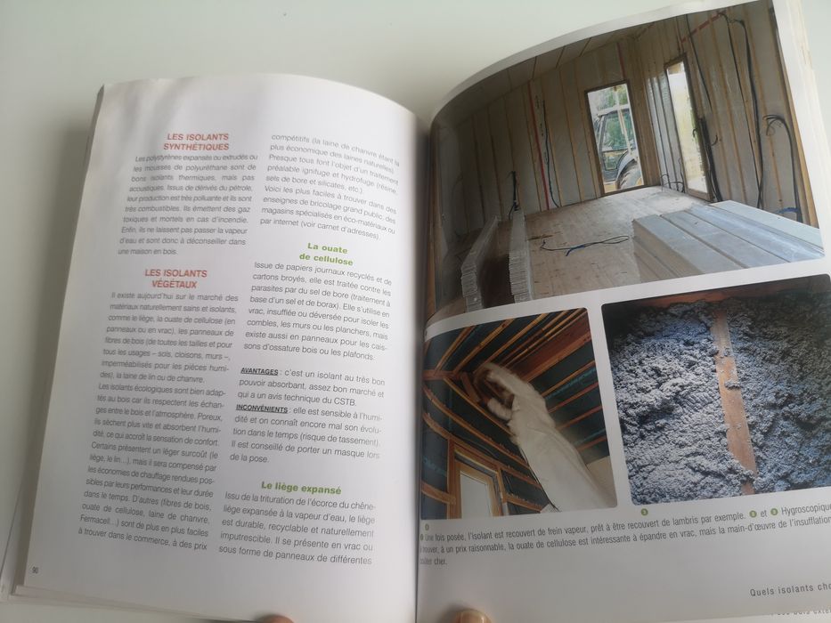 Книга за архитектура Maisons en bois du reve a la realite