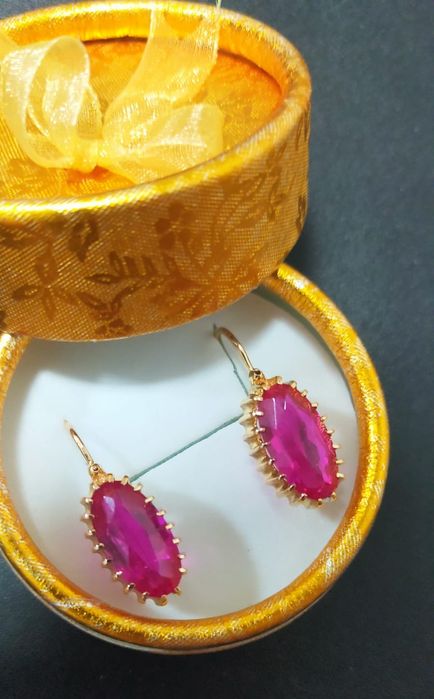 Золотые серьги с рубинами 583 пробы