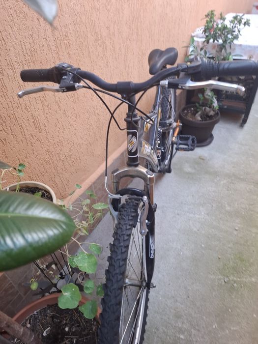 Se vinde bicicleta