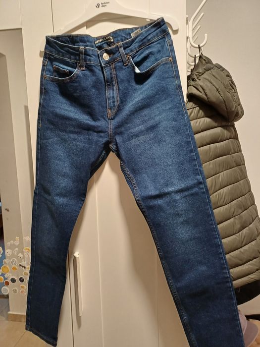 Vând blugi KOTON JEANS  SKiNNY FIT Mărimea  31 albastrii noi nouti