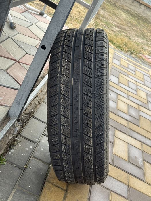 Комплект с диской 215/60/16