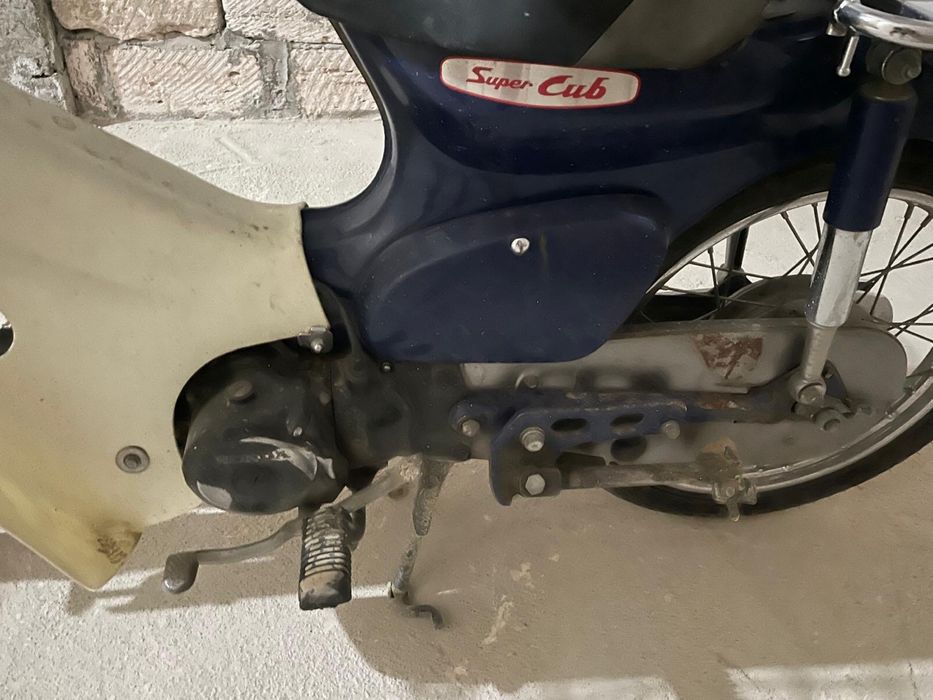 Honda Super Cub AA01