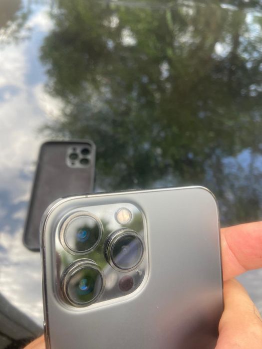 срочьно Придам Айфон 13 про Макс..