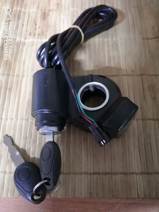 Замок с ключом для электросамоката