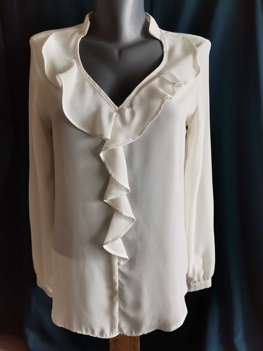 Елегантни маркови ризи и блузи