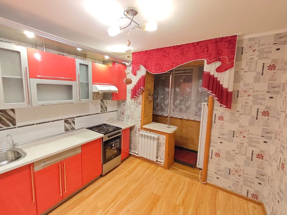 Продам квартиру ленинградку