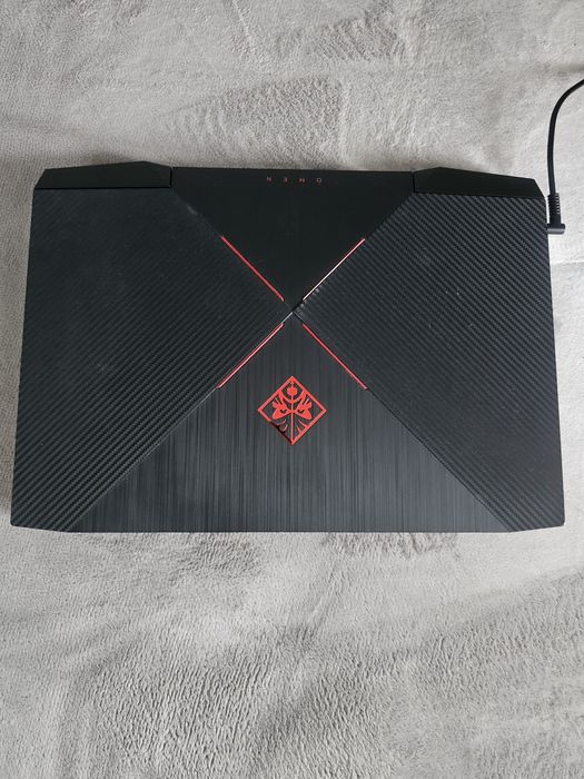 Laptop Gaming HP OMEN 15 – i7-7700HQ, 16GB RAM, SSD + HDD, GTX 1050