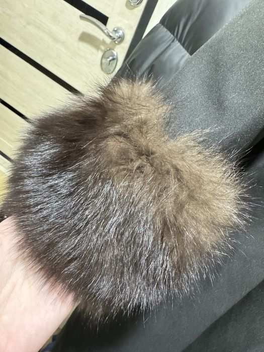 Продам парку в идеальном состоянии