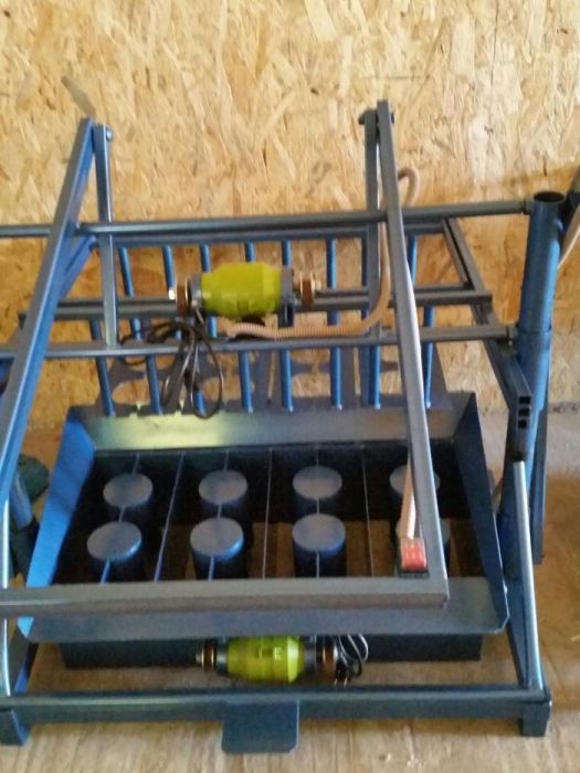 Станок для производства шлакоблоков