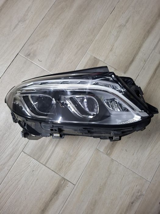 Far dreapta Mercedes-Benz GLE 350d 4MATIC 2017