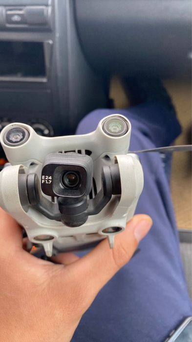 Продается дрон практический новый