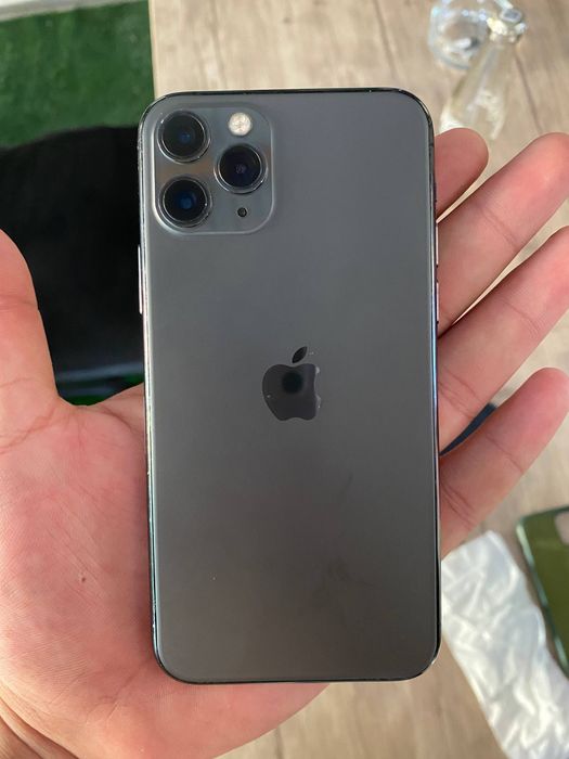 iphone 11 pro.