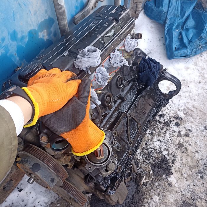 ДВС М102 Мерседес 124/190