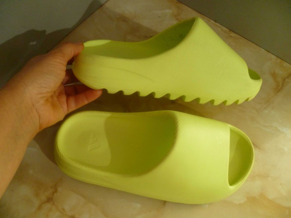 ADIDAS чехли №39