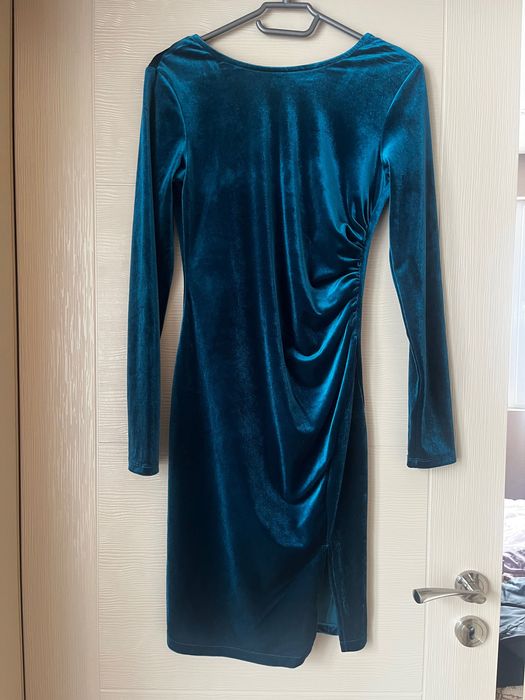 Рокля плюшена синьозелена