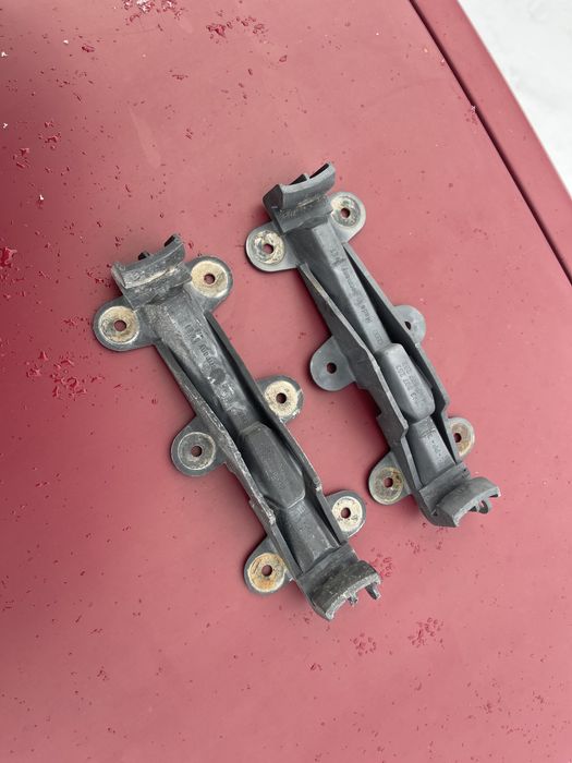 Крепление переднего бампера ауди 100 а6