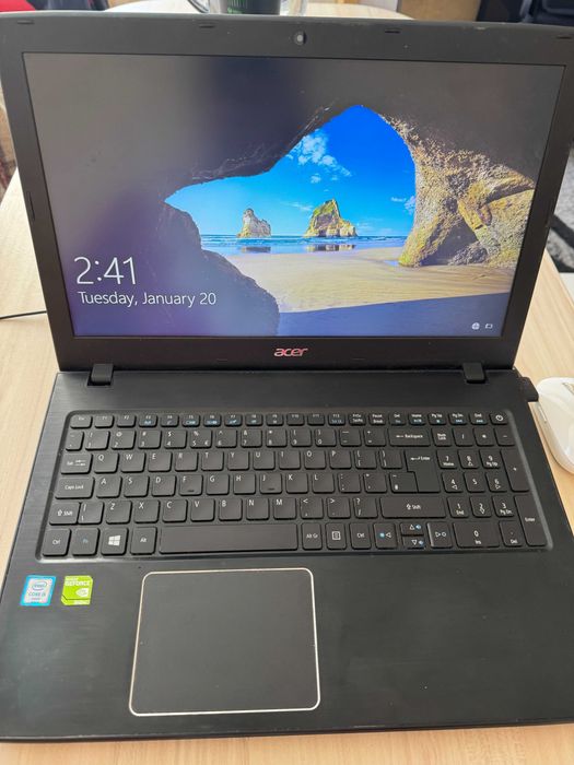 Acer Aspire E5-575G-53VG - i5 6200U, 8GB Ram, Nvidia 940MX