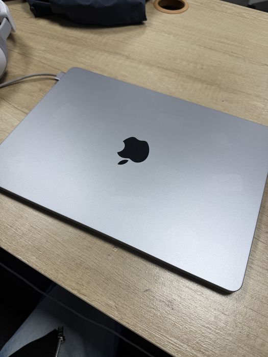 Macbook air m2 2022 года