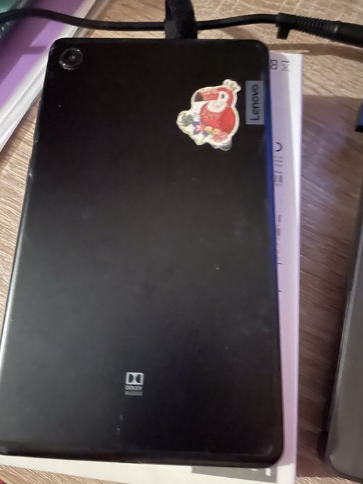 Tableta lenovo m7