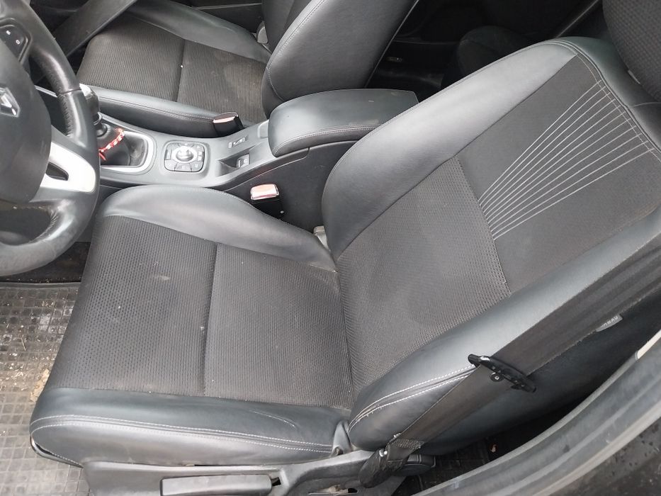 Продавам Рено Меган 3 на части