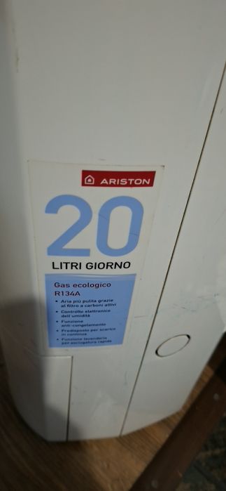Dezumidificator Ariston