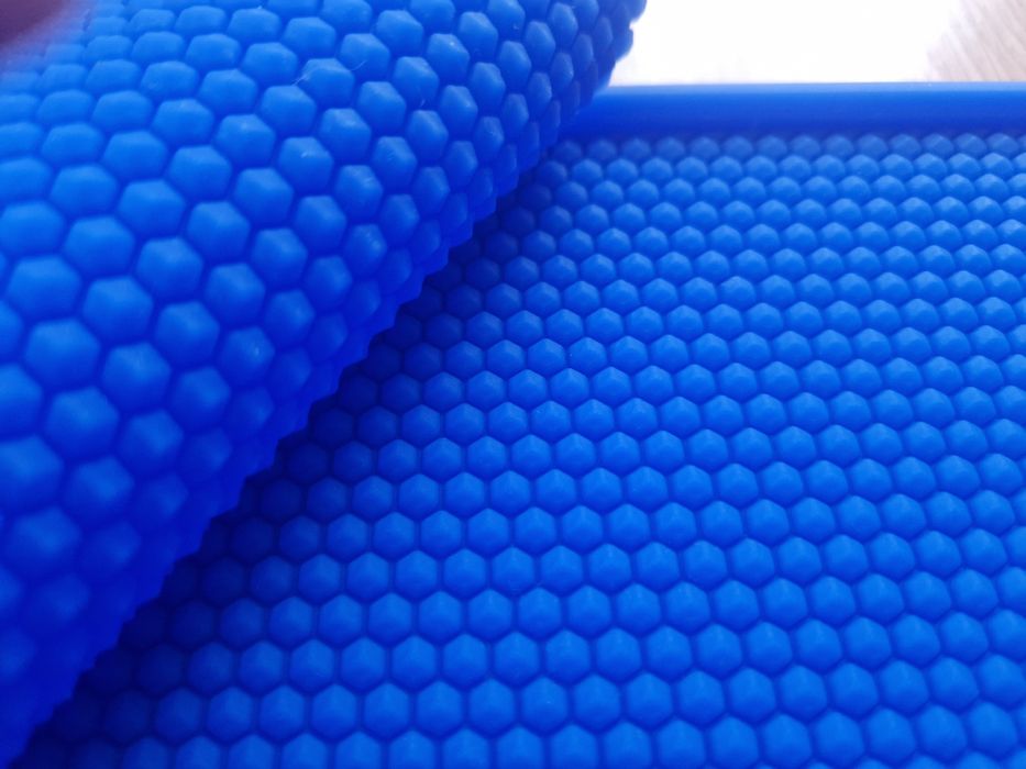 Силиконова матрица Дадан Блат за восъчни основи.