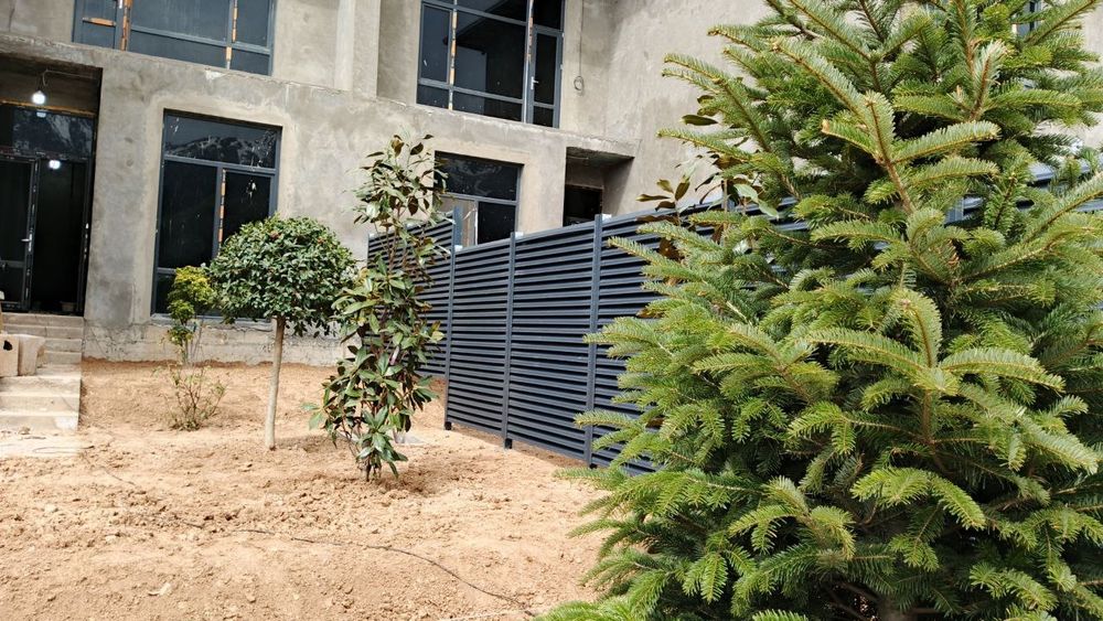 Современные жалюзи-заборы — стиль будущего уже сегодня
Надежность, эст