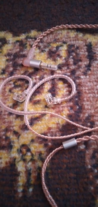 Продаю кабель для наушников