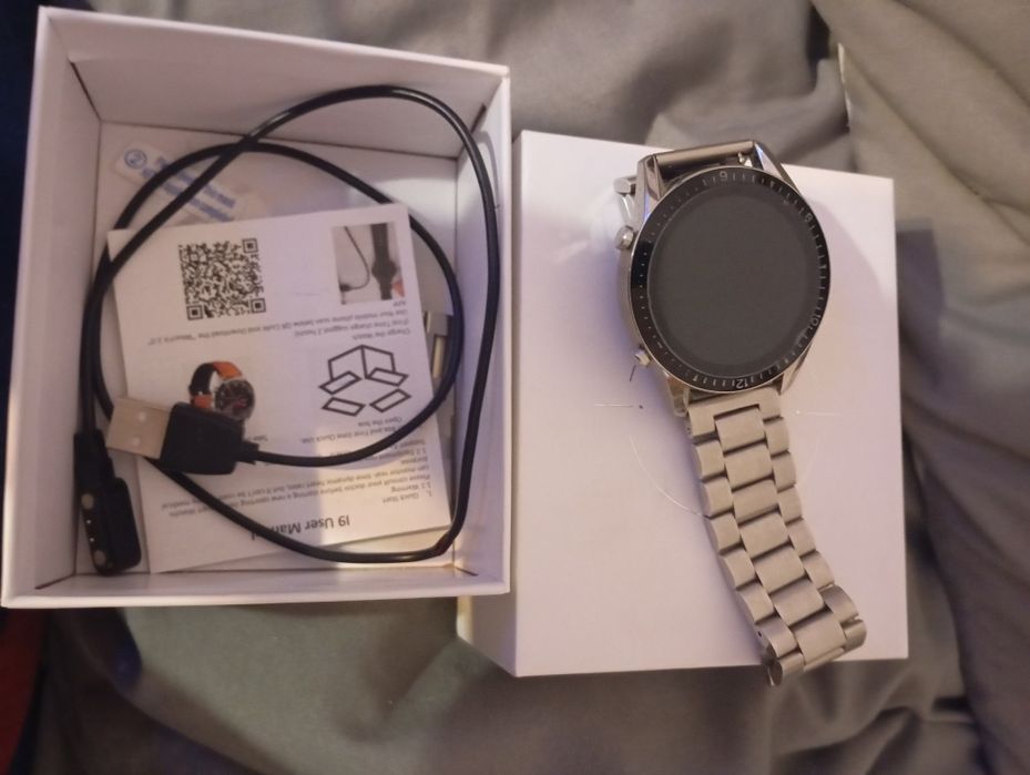 Vând Smart watch