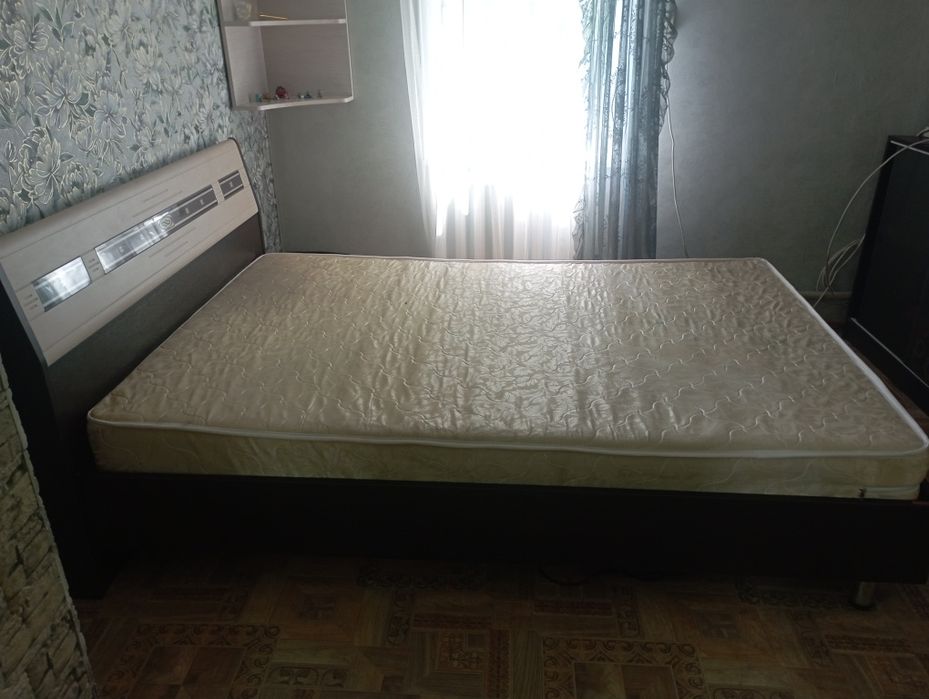 Срочно продам кровать