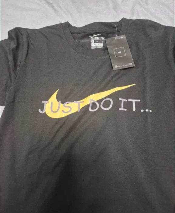 Тениска nike черна