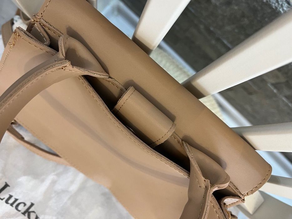 Нова дамска чанта LuckyBees