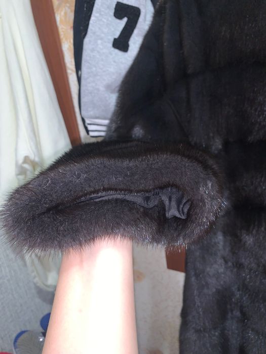 Срочно продам шубу норковую