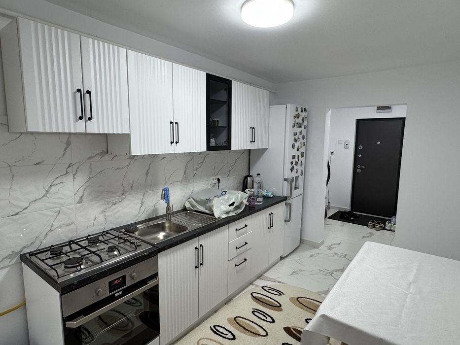 Vand apartament cu 2 camere 55mp