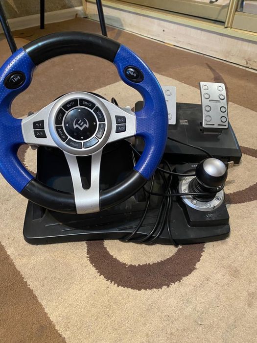 Игровой руль продам 25000